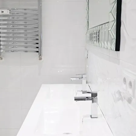 Piso De Lujo En El Punto Mas Centrico De La Ciudad * Oviedo
